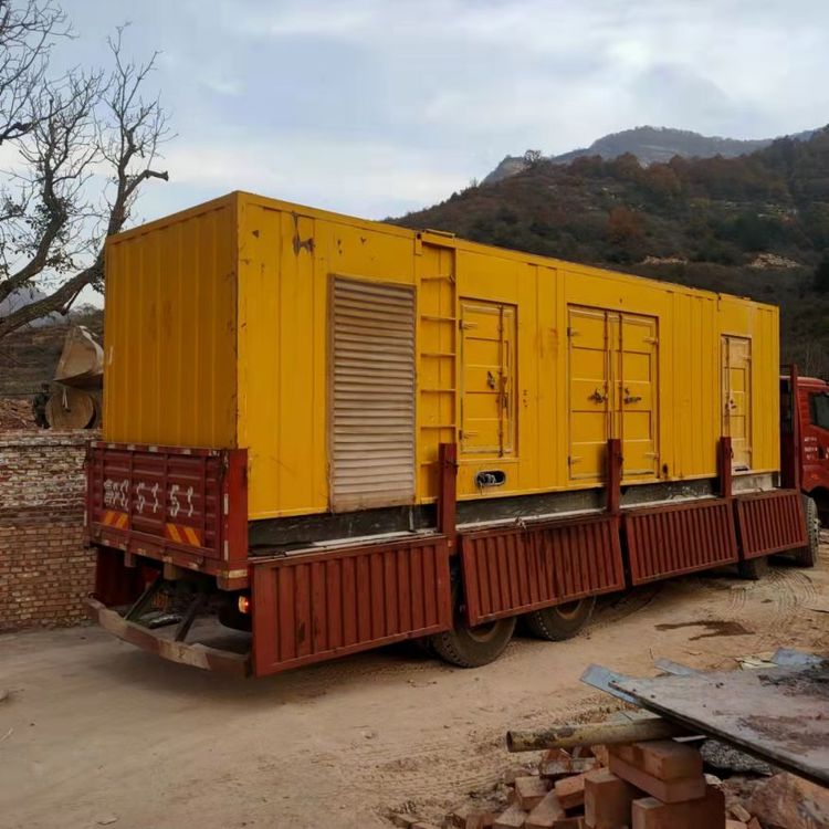 静安200kW 发电机组在带电阻性负载时，输出功率会受到哪些因素的影响？
